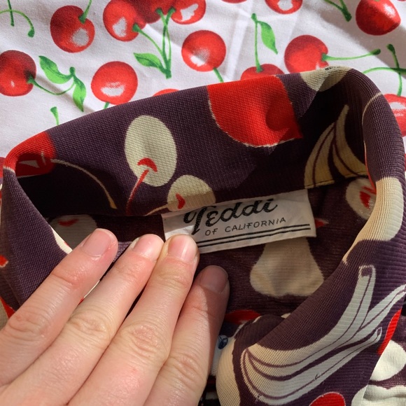 Thrashed 70s Cherry Banana Pear Button Down - Picture 7 of 15